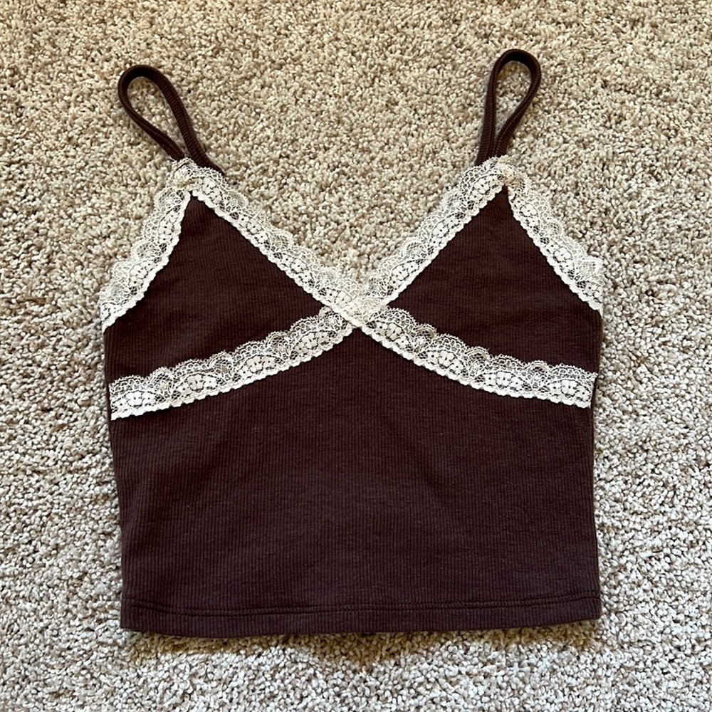 Garage lace tank